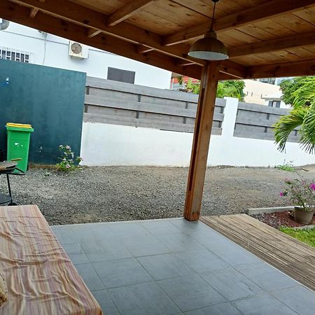Jolie Maison T3 A St Pierre, 2 Chambres Avec Sdb, Grande Varangue, Jardin Saint Pierre Esterno foto